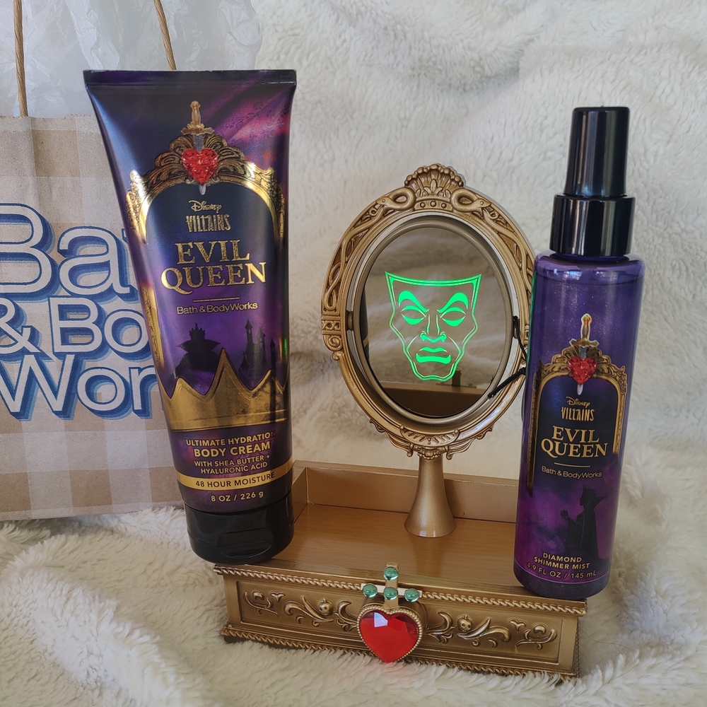 BWW Disney Villains Evil Queen Magic Mirror Tray with Body Cream and Shimmer